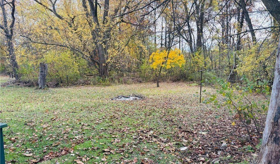 1736 W 48th St, Ashtabula, OH 44004 - 3 Beds, 1 Bath