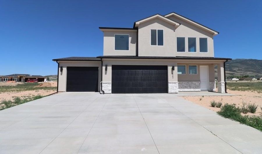 4982 N Winchester Dr, Enoch, UT 84721 - 4 Beds, 2 Bath