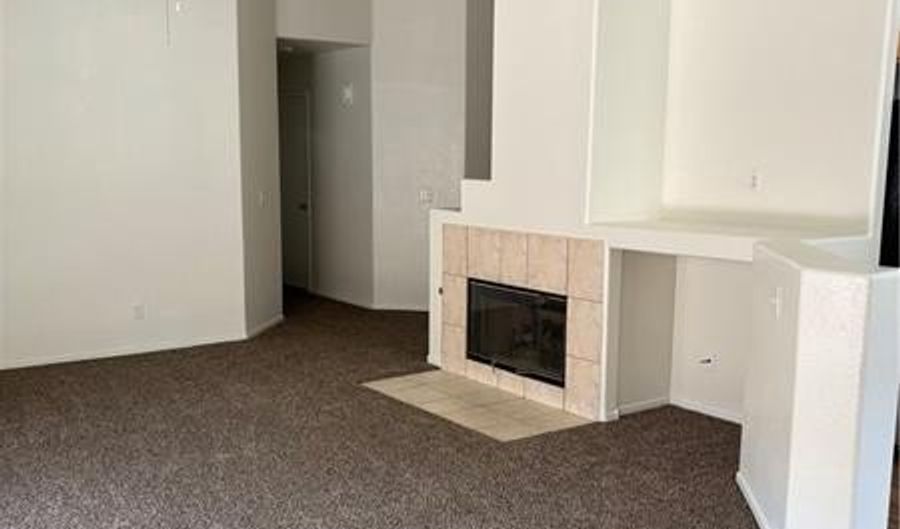 803 Seco Verde Ave, Henderson, NV 89015 - 3 Beds, 2 Bath