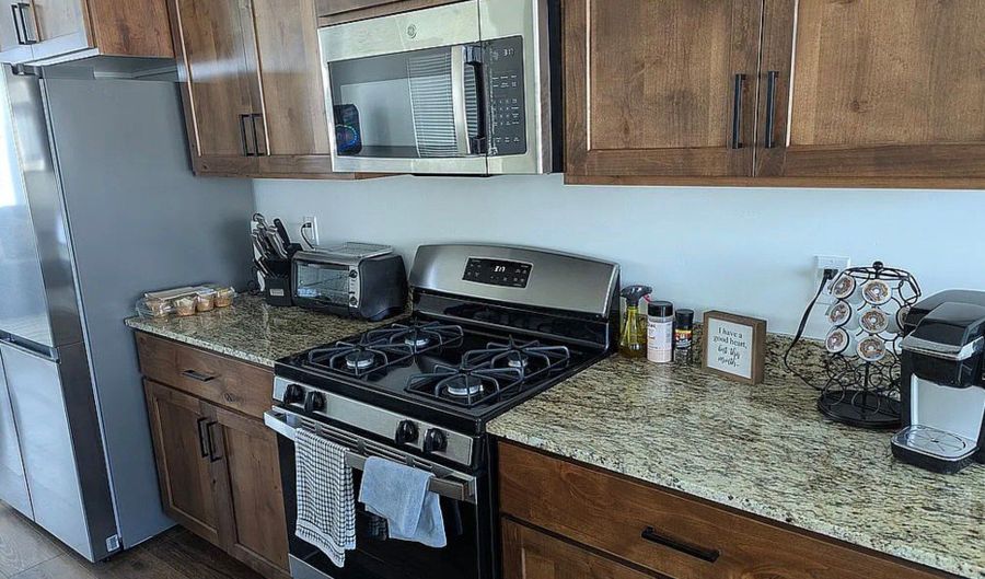 448 S 900 W, American Fork, UT 84003 - 4 Beds, 3 Bath