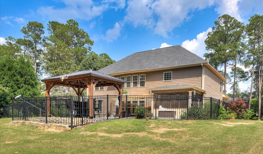 1251 Moultrie Dr, Aiken, SC 29803 - 5 Beds, 4 Bath