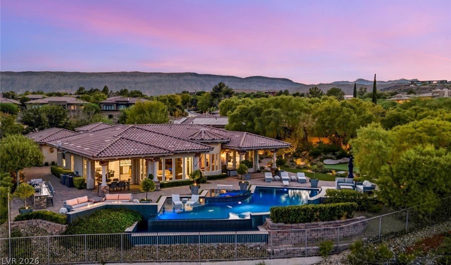 36 Tapadero Ln, Las Vegas, NV 89135 - 4 Beds, 5 Bath