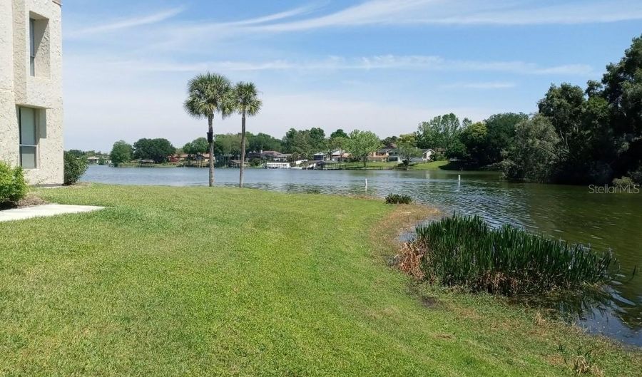 536 ORANGE Dr 14, Altamonte Springs, FL 32701 - 2 Beds, 2 Bath