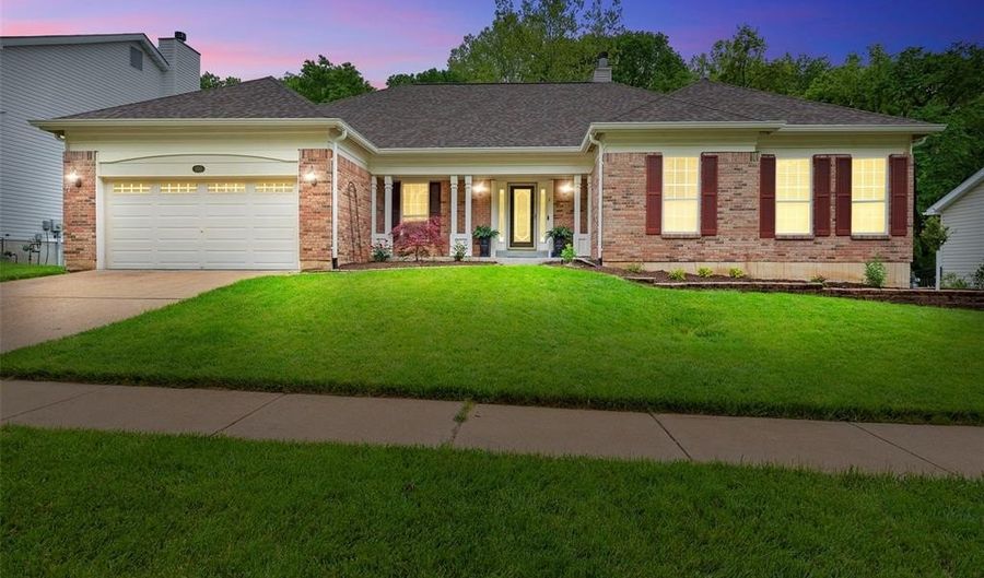 500 Terrington Dr, Ballwin, MO 63021 - 5 Beds, 3 Bath