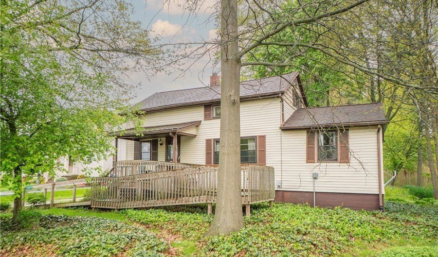2909 Sanitarium Rd, Akron, OH 44312 - 2 Beds, 1 Bath