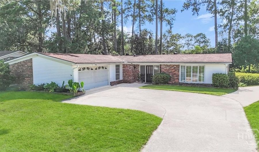 12726 Golf Club Dr, Savannah, GA 31419 - 4 Beds, 2 Bath