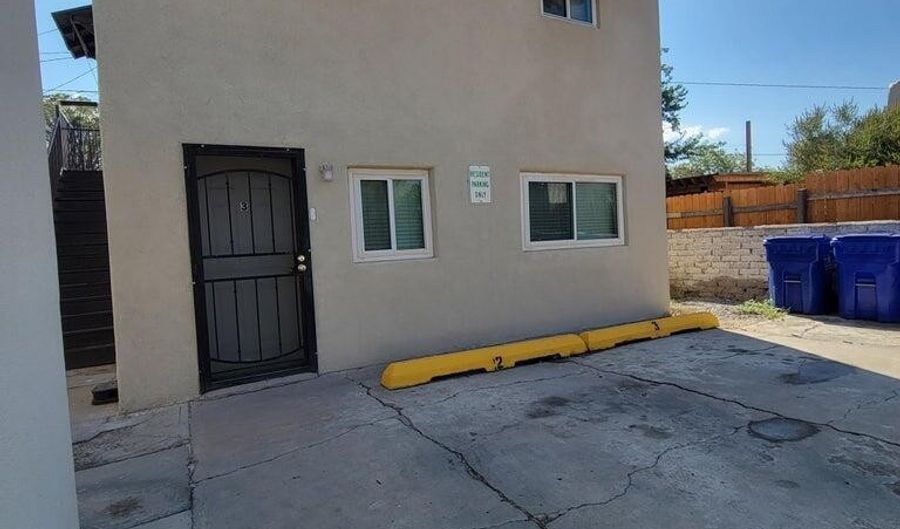 1018 N Alameda Ave, Las Cruces, NM 88001 - 1 Beds, 1 Bath