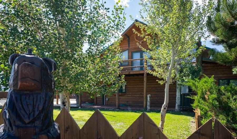 26 Ptarmigan View Dr, Cody, WY 82414 - 5 Beds, 4 Bath