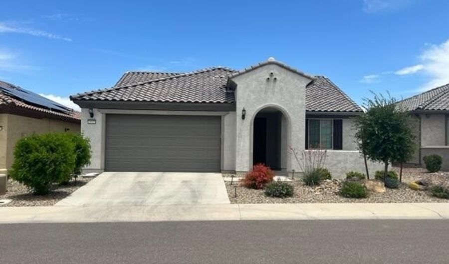 18903 N 261ST Dr, Buckeye, AZ 85396 - 2 Beds, 2 Bath