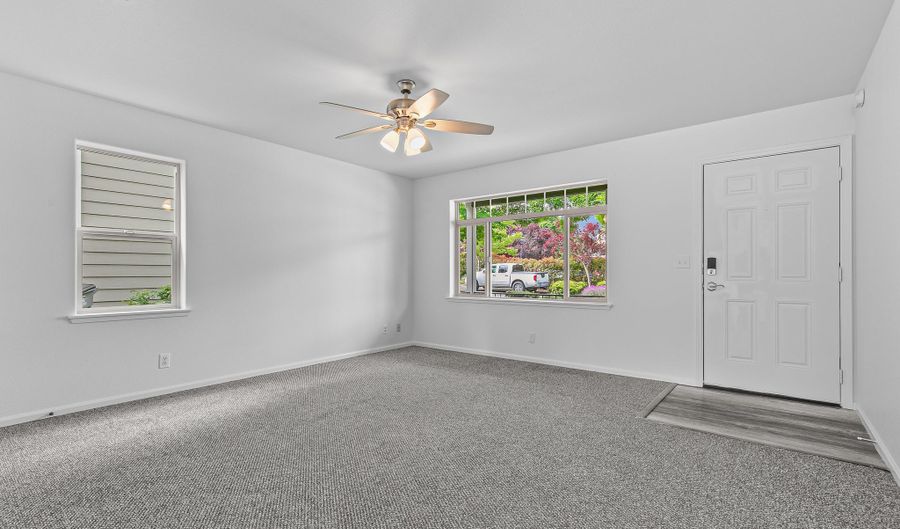 48 Crocker St, Ashland, OR 97520 - 3 Beds, 3 Bath