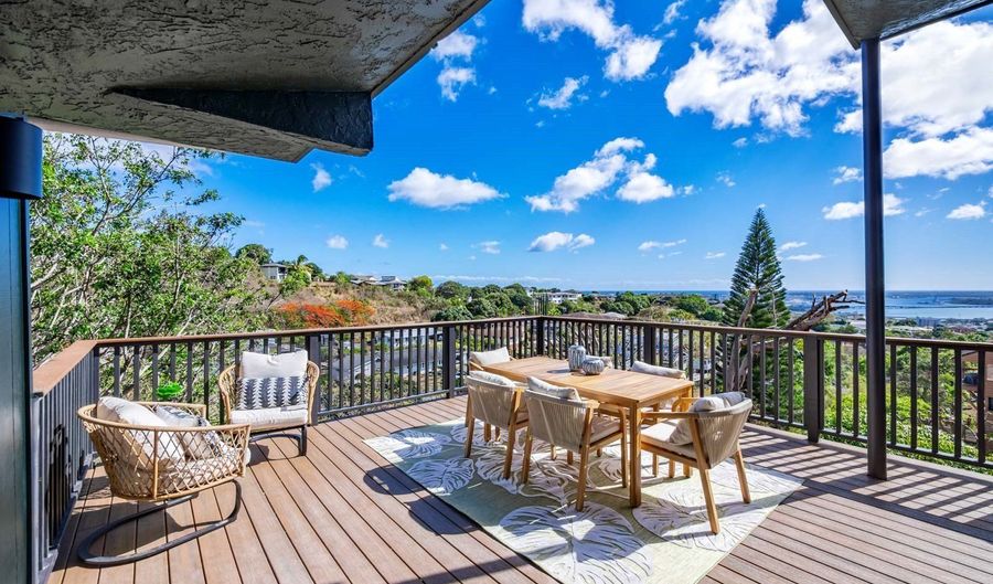 99-715 Hoio St, Aiea, HI 96701 - 5 Beds, 4 Bath