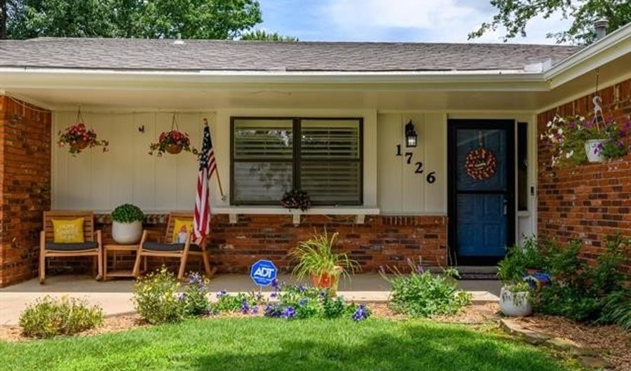 1726 Harned Dr, Bartlesville, OK 74006 - 4 Beds, 3 Bath