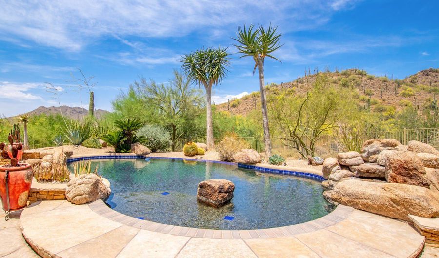 36092 N SUMMIT Dr, Cave Creek, AZ 85331 - 4 Beds, 4 Bath