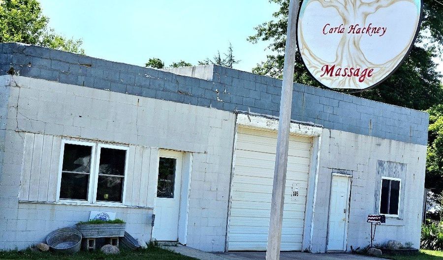 105 S Central Ave, Allerton, IA 50008 - 0 Beds, 0 Bath