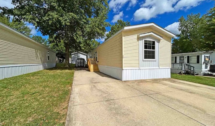 7055 Quarry Rd 370, Amherst, OH 44001 - 3 Beds, 2 Bath