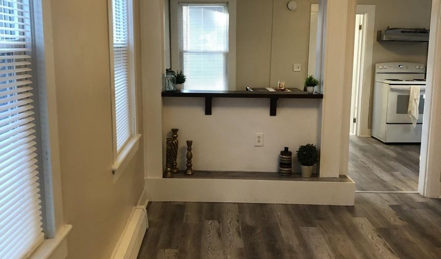 117 Putnam St, Bennington, VT 05201 - 3 Beds, 2 Bath