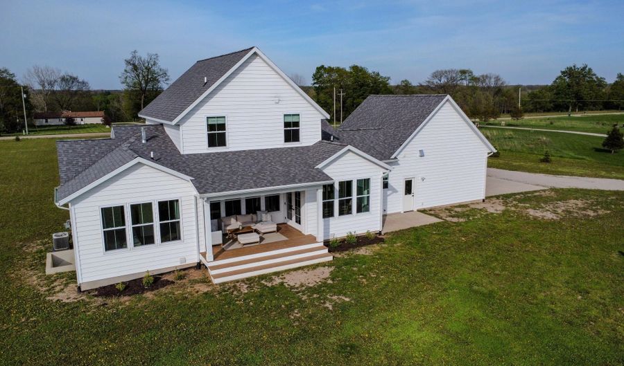 12115 40th Ave, Allendale, MI 49401 - 4 Beds, 3 Bath
