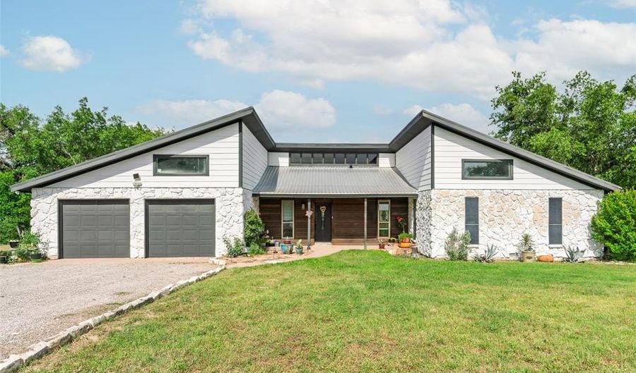 511 Mcfarland Ranch Rd, Aledo, TX 76008 - 3 Beds, 2 Bath