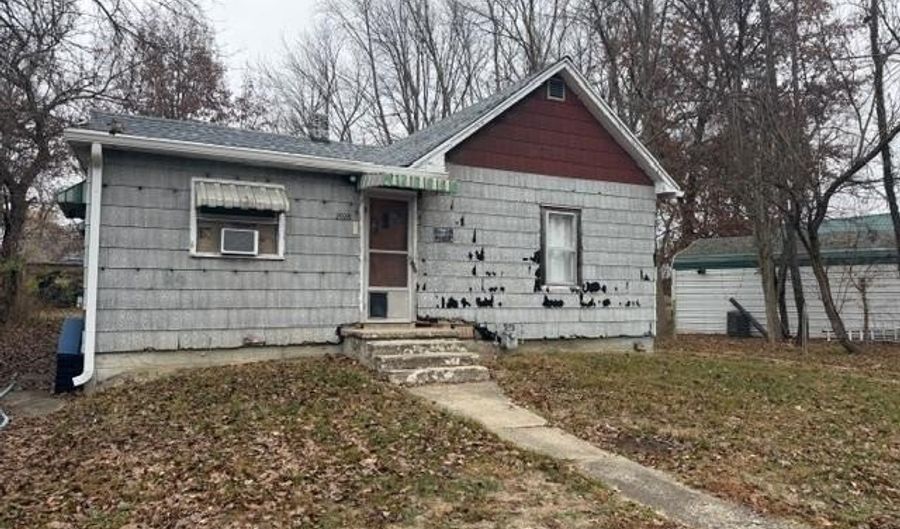 2928 Shirley St, Blanford, IN 47831 - 3 Beds, 1 Bath