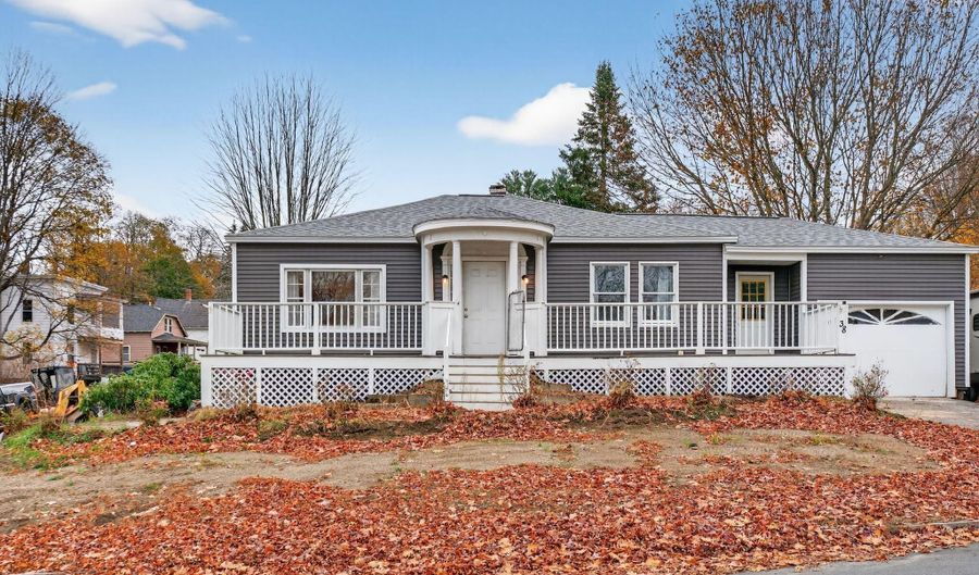 38 Mary Carroll St, Auburn, ME 04210 - 2 Beds, 0 Bath