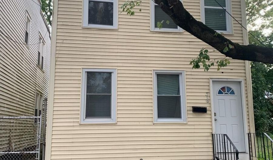 316 Second St, Albany, NY 12206 - 3 Beds, 1 Bath