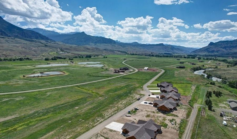 65 Winchester Dr 6, Cody, WY 82414 - 3 Beds, 3 Bath