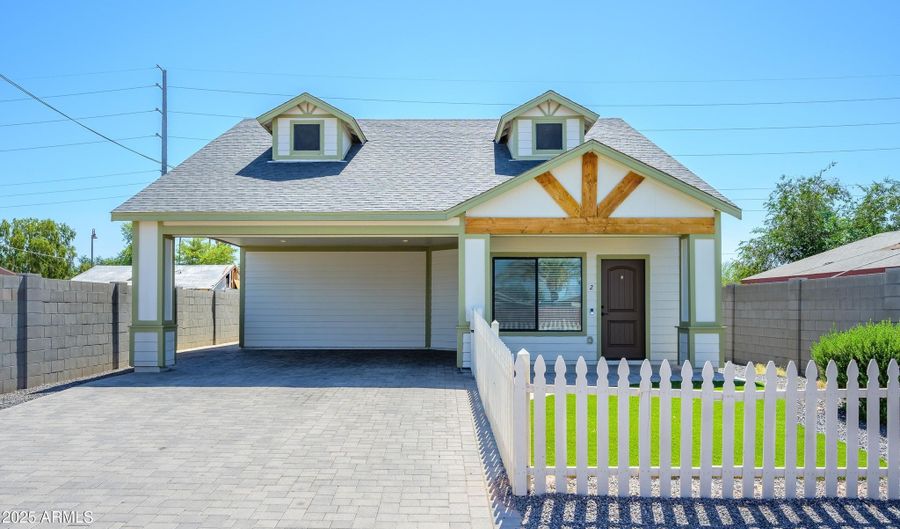 274 N Delaware St B, Chandler, AZ 85225 - 3 Beds, 2 Bath