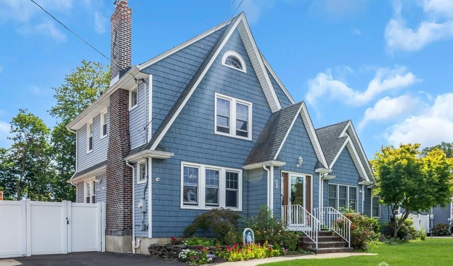180 Minna Ave, Avenel, NJ 07001 - 5 Beds, 4 Bath