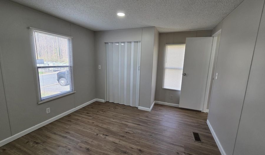 245 GOLF Dr, Aberdeen, MD 21001 - 2 Beds, 2 Bath