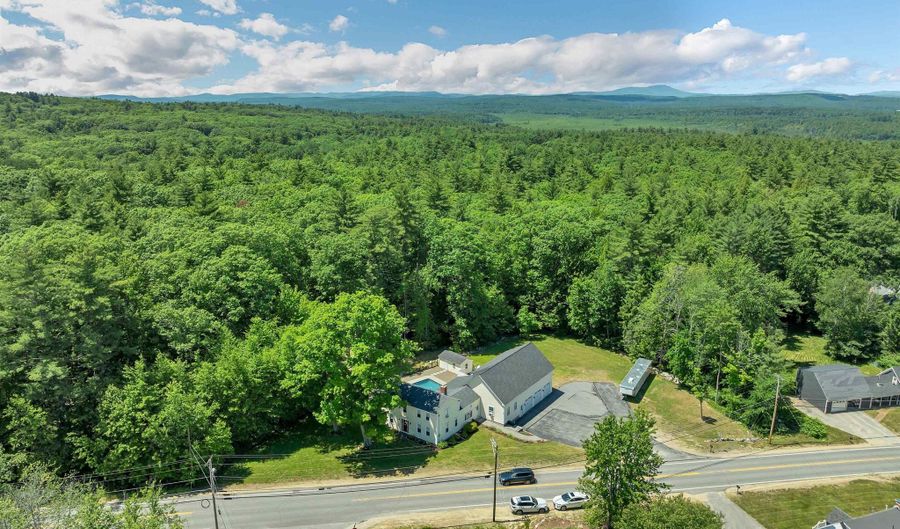 38 Bow Center Rd, Bow, NH 03304 - 3 Beds, 2 Bath