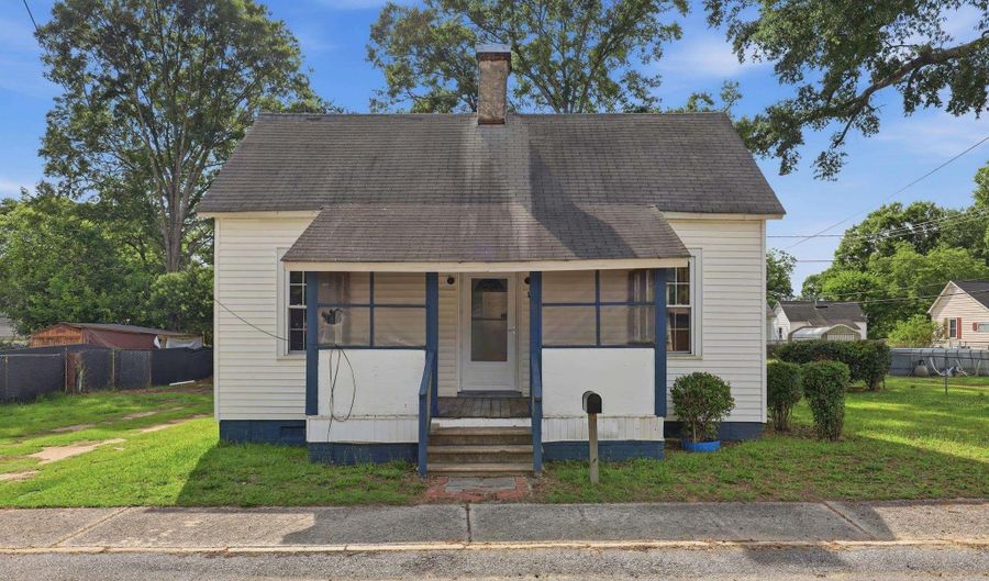 19 Geer St, Belton, SC 29627 - 2 Beds, 1 Bath