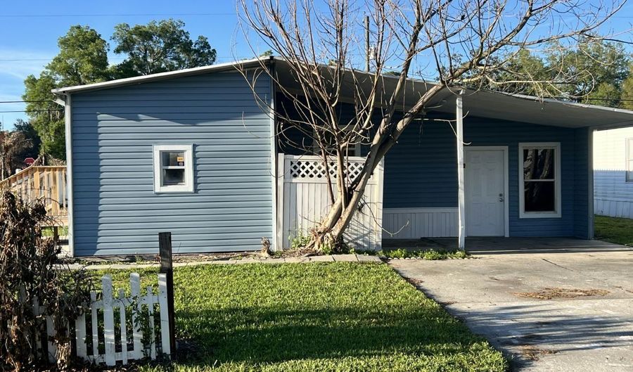 2 Tower Manor Cir E 2, Auburndale, FL 33823 - 2 Beds, 2 Bath