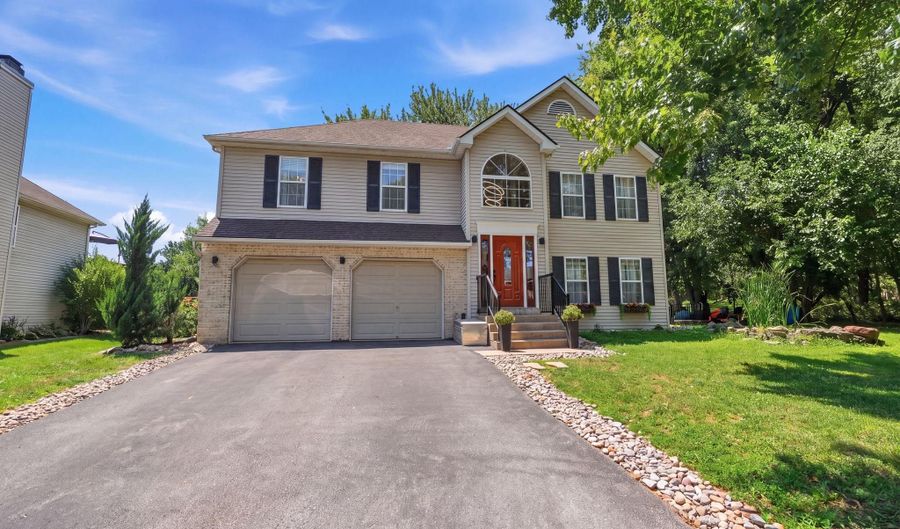 1709 33RD SW, Allentown, PA 18103 - 3 Beds, 2 Bath
