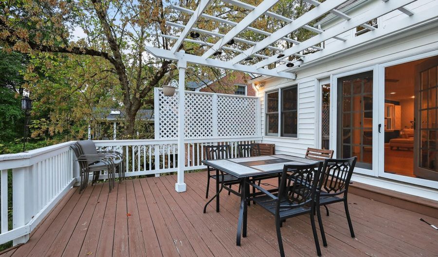 9302 W PARKHILL Dr, Bethesda, MD 20814 - 4 Beds, 4 Bath