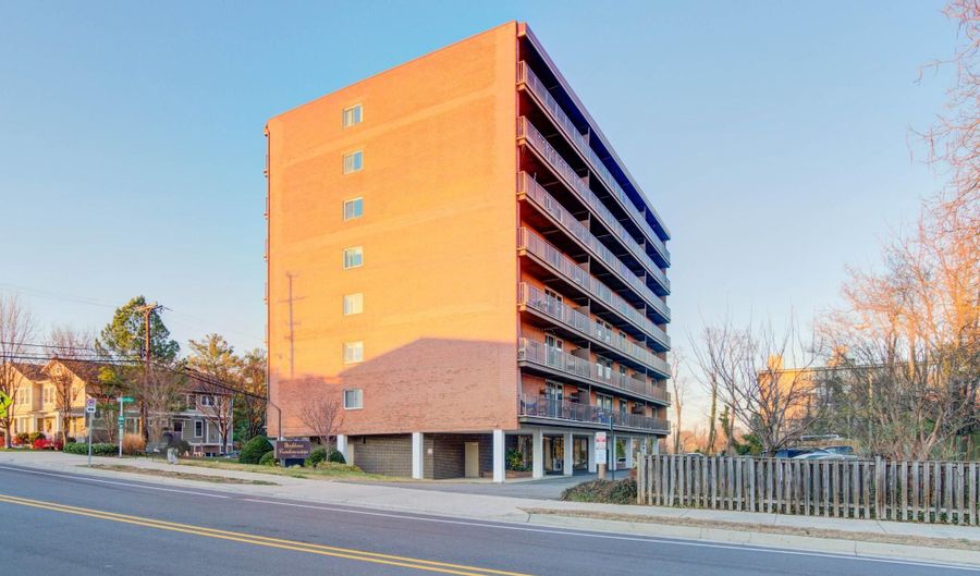 4343 CHERRY HILL Rd 303, Arlington, VA 22207 - 2 Beds, 1 Bath