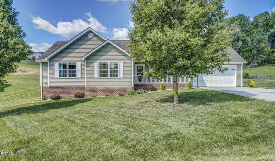 17500 Bridle Dr, Abingdon, VA 24210 - 3 Beds, 2 Bath