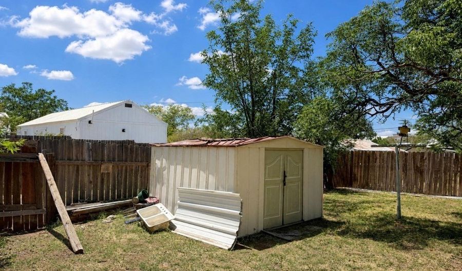 305 S 5th, Alpine, TX 79830 - 3 Beds, 2 Bath