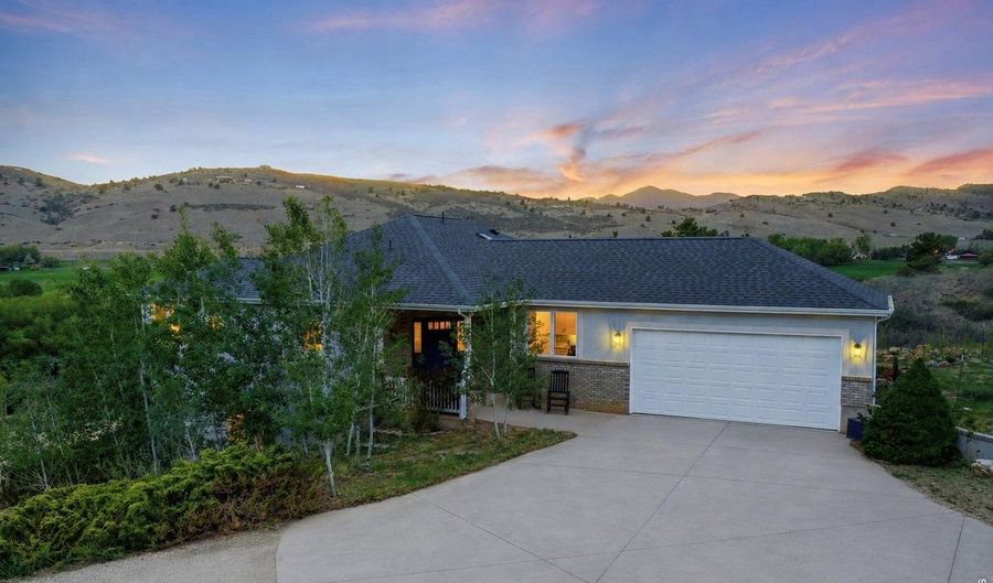 840 S County Road 27 E, Berthoud, CO 80513 - 5 Beds, 4 Bath