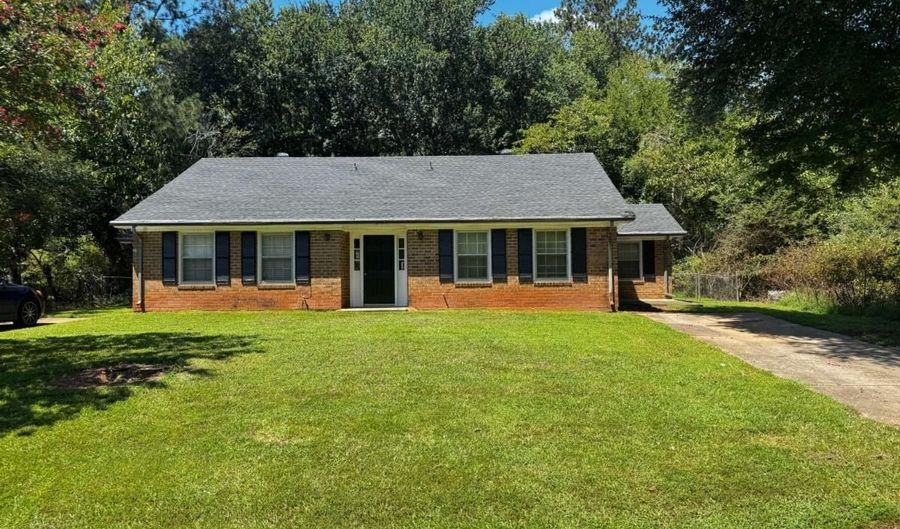 355-357 Jockey Clb, Athens, GA 30605 - 4 Beds, 2 Bath