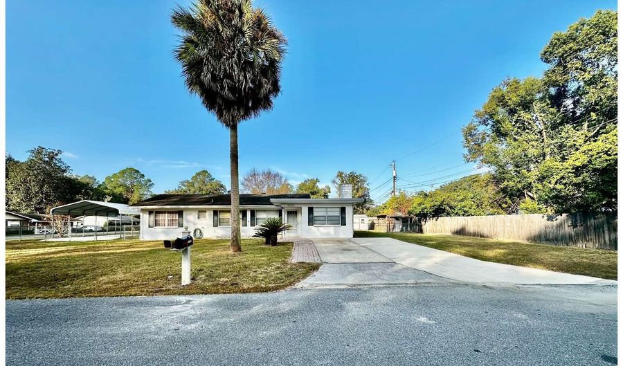 14512 NW 133RD Ter, Alachua, FL 32615 - 3 Beds, 2 Bath