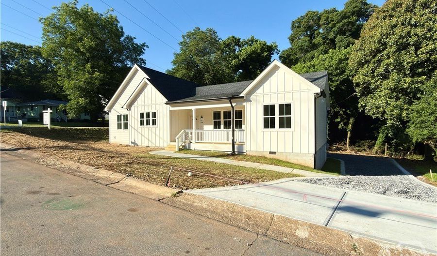 294 Moreland Ave, Athens, GA 30601 - 6 Beds, 6 Bath