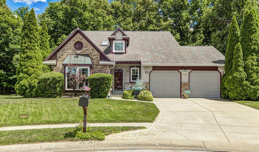 275 Inland Cir, Avon, IN 46123 - 4 Beds, 3 Bath