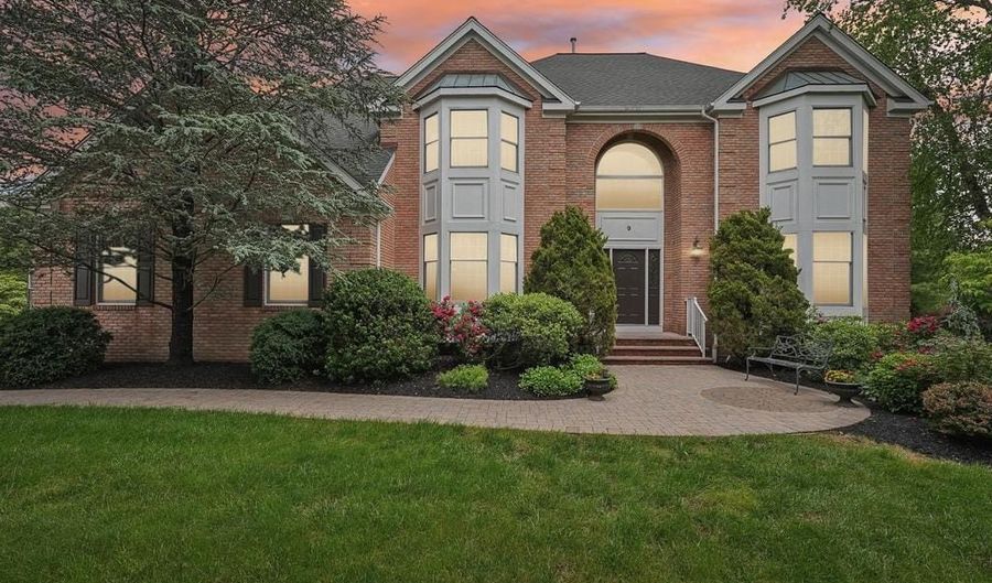 9 LABAW Way, Belle Mead, NJ 08502 - 5 Beds, 4 Bath