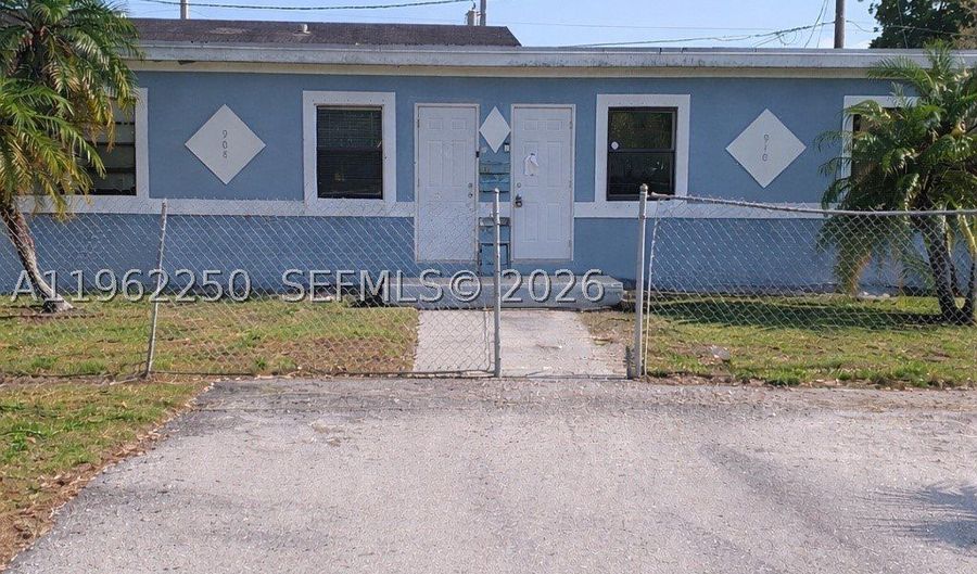 908 SW Avenue D, Belle Glade, FL 33430 - 0 Beds, 0 Bath