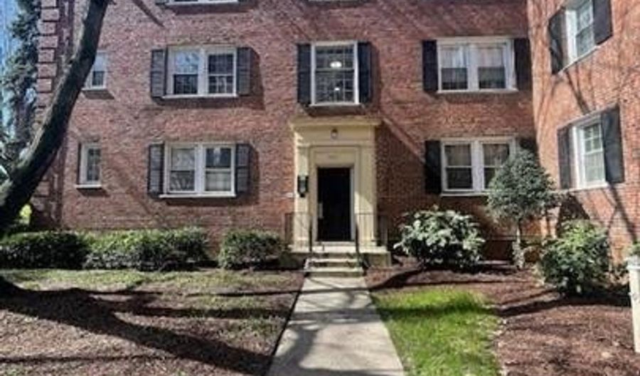 3922 SOUTHERN Ave SE 101, Washington, DC 20020 - 1 Beds, 1 Bath