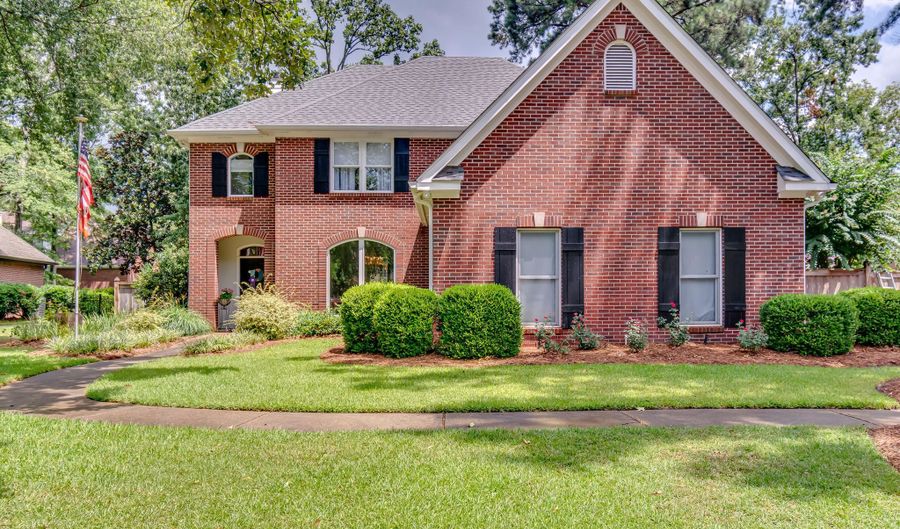 407 Daniel Dr, Brandon, MS 39047 - 4 Beds, 4 Bath