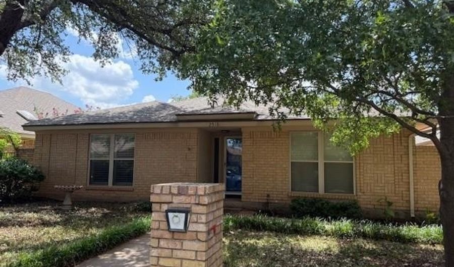 2518 Sunnibrook Ct, Abilene, TX 79601 - 2 Beds, 2 Bath