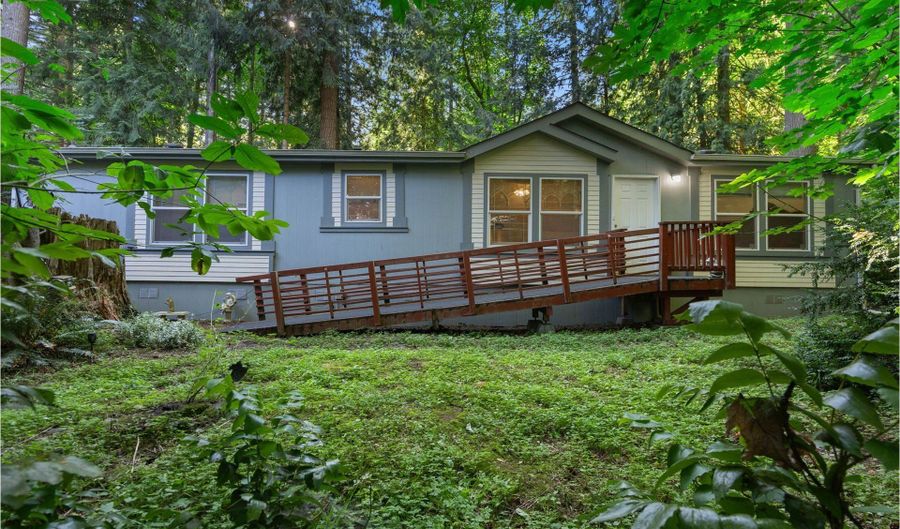 32700 SE LEEWOOD Ln 64, Boring, OR 97009 - 3 Beds, 2 Bath