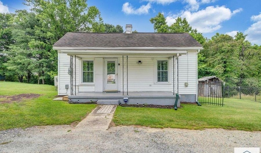 47 Young Ave, Bassett, VA 24055 - 2 Beds, 1 Bath