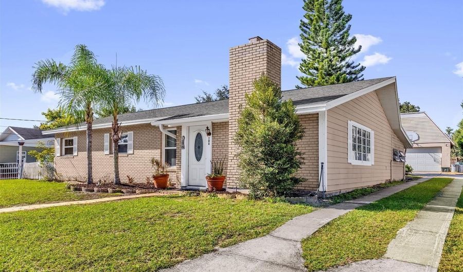 106 OAK St, Altamonte Springs, FL 32714 - 3 Beds, 2 Bath